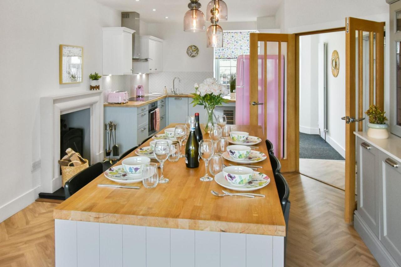 Seaside Luxury Escape Apartment Aberdour Exterior photo