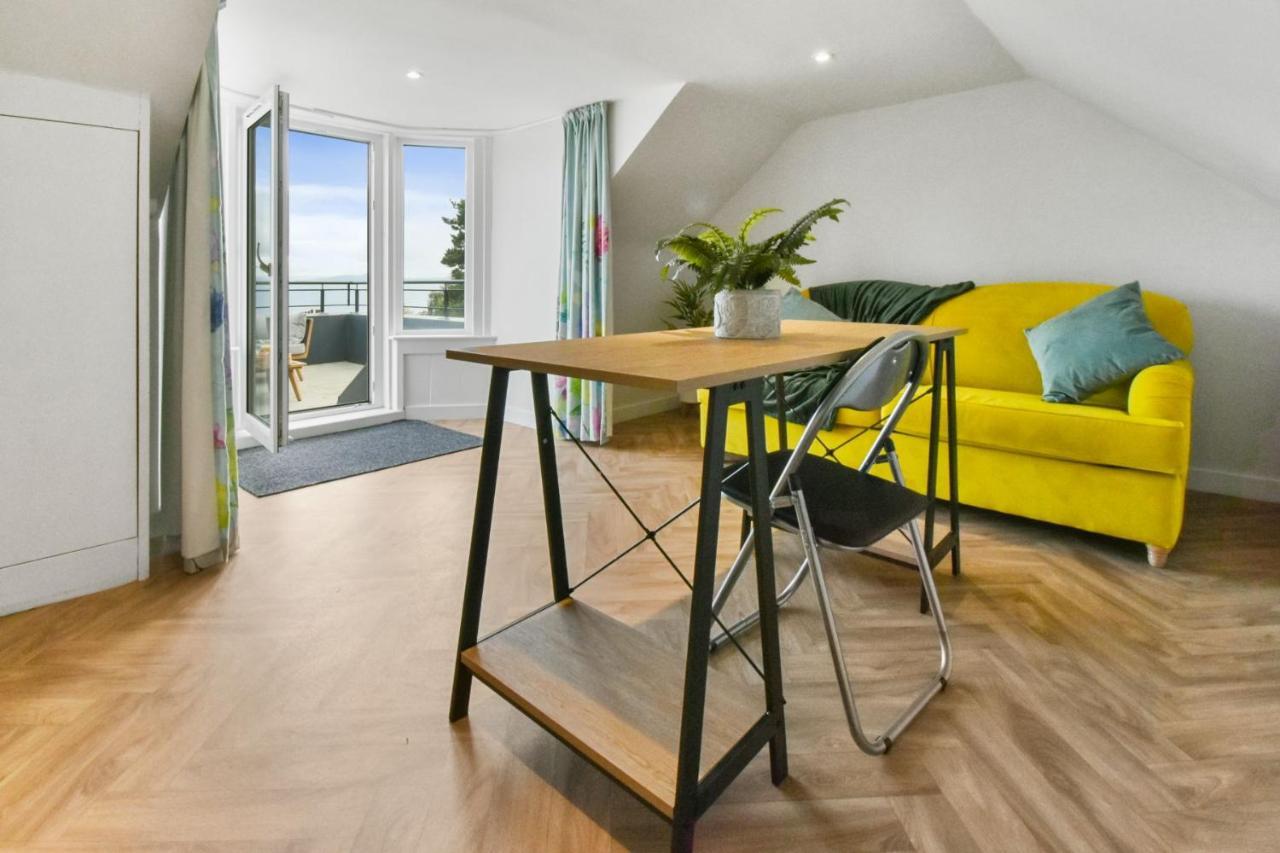 Seaside Luxury Escape Apartment Aberdour Exterior photo