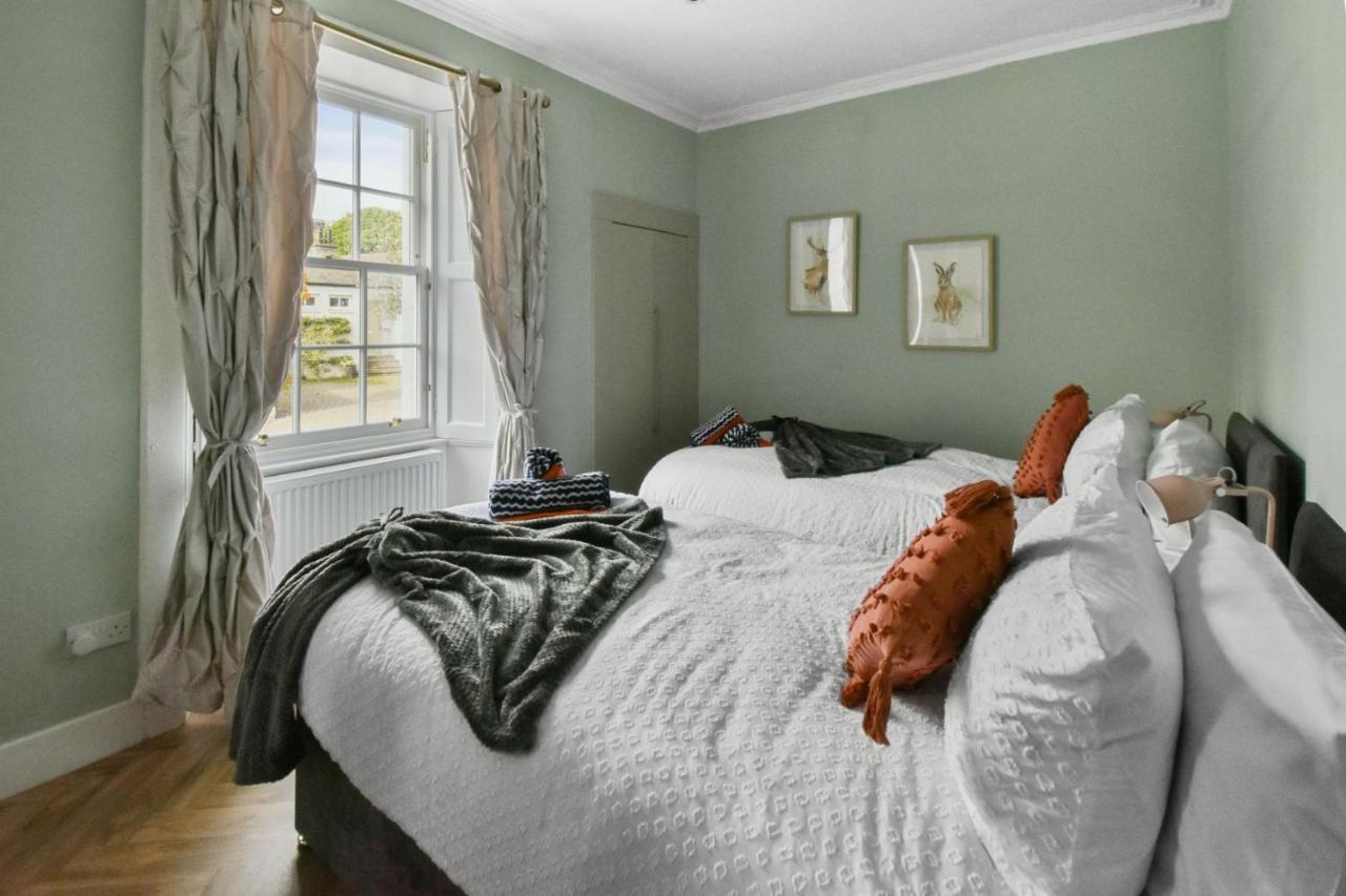 Seaside Luxury Escape Apartment Aberdour Exterior photo
